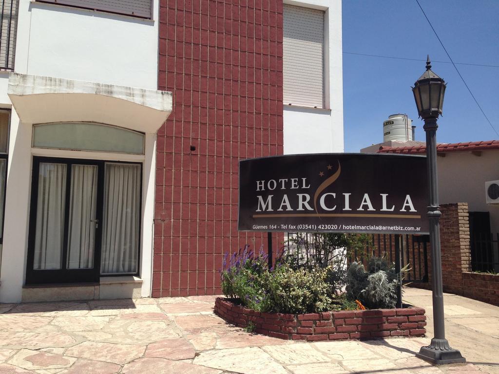 Hotel Marciala Villa Carlos Paz Exteriör bild