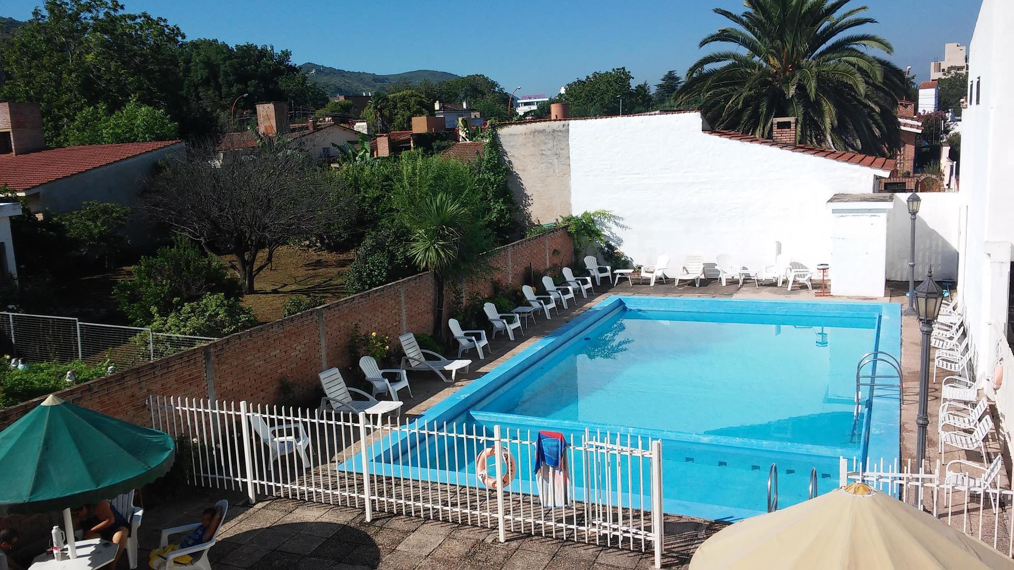 Hotel Marciala Villa Carlos Paz Exteriör bild